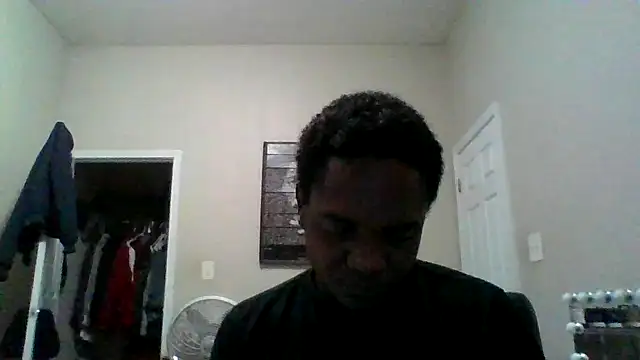 Snapshot of Hugedick0071 chatting on 01.28.25 Hugedick0071 online show from 01.28.25