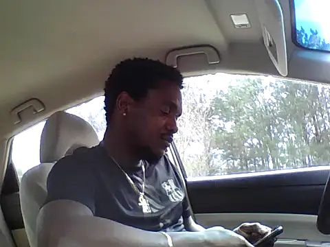 Snapshot of Hugedick0071 chatting on 03.05.25 Hugedick0071 online show from 03.05.25