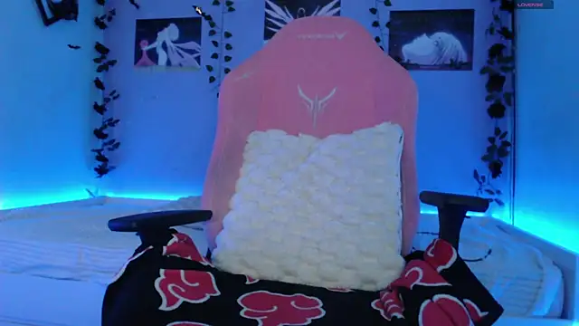 Scarlettsrorm online show from 02.17.25