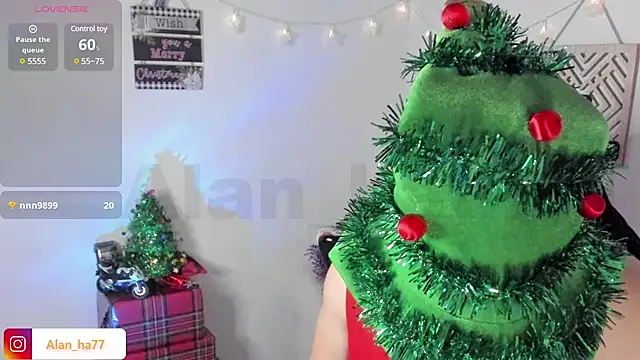 Snapshot of Alan_hadid1 chatting on 12.19.24 Alan hadid1 online show from 12.19.24