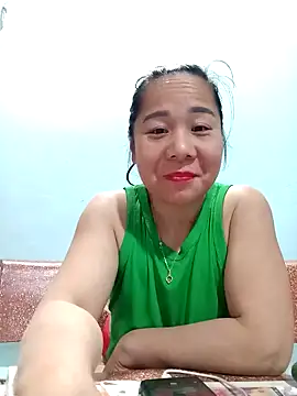 Queen 18200 online show from 01.02.25