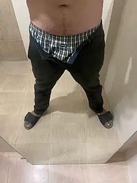 gingerguyblr online show from 01.26.25