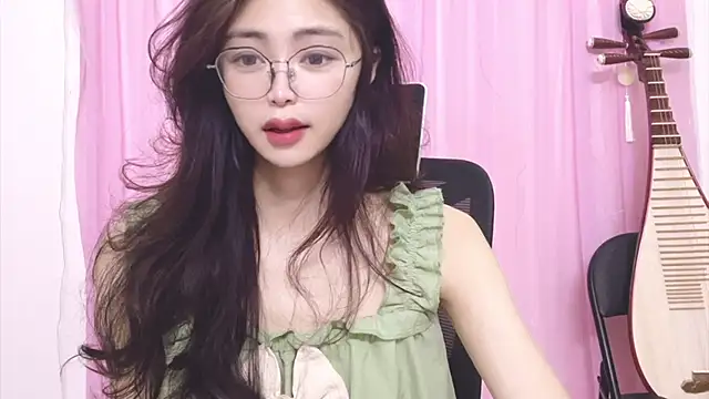 ---MIA--- online show from 04.10.26