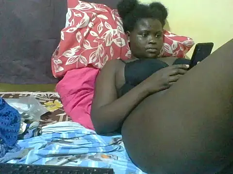 Snapshot of elukh4499 chatting on 10.01.25 elukh4499 online show from 10.01.25