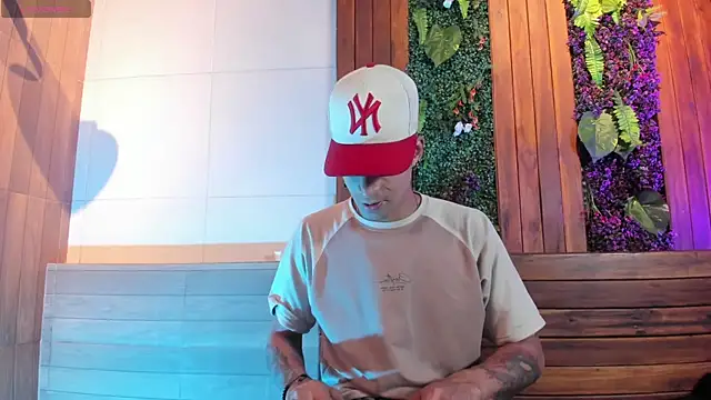 DrakeNeumann online show from 04.14.26