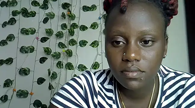 Snapshot of sexybree_ chatting on 02.05.25 sexybree online show from 02.05.25