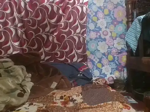 Snapshot of Bangingchick chatting on 10.14.25 Bangingchick online show from 10.14.25