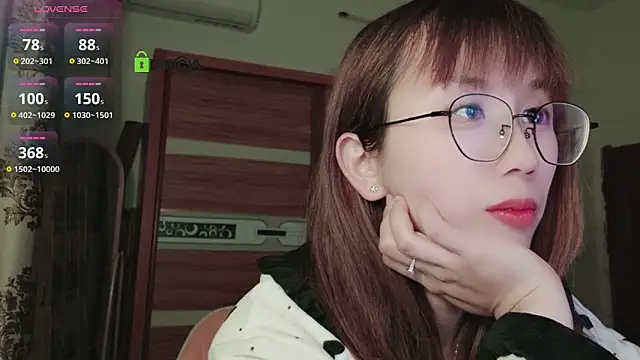 Lili 666 online show from 02.13.25