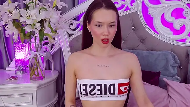 KateVon online show from 03.23.25