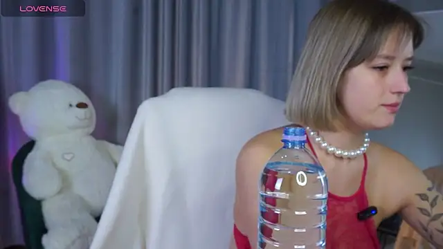 JessRosen online show from 04.30.26