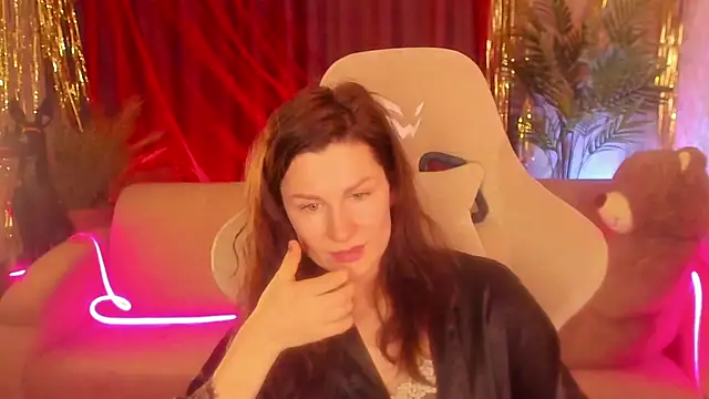 April o Nill online show from 01.10.26