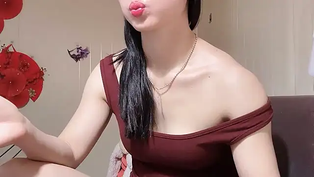 Snapshot of LinhChi_9x chatting on 05.19.26 LinhChi 9x online show from 05.19.26