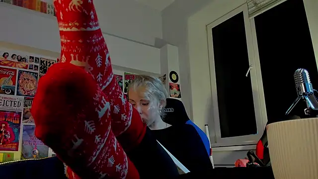 LylithSkye online show from 01.03.25