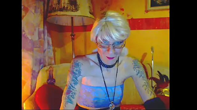 cuxladyboy online show from 12.13.24