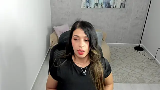 Snapshot of gia_watsonn chatting on 06.20.26 gia watsonn online show from 06.20.26