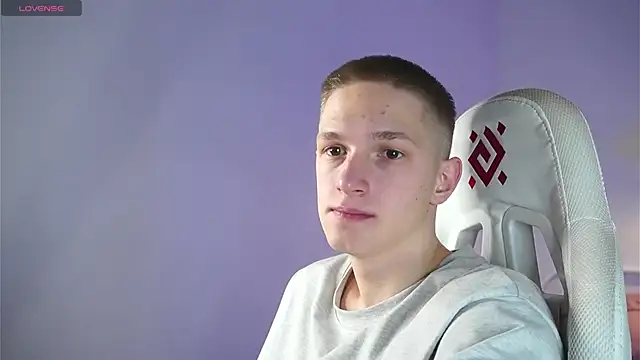 dustyn fox online show from 03.10.25