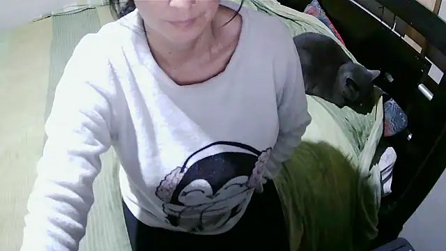 Snapshot of Jennys_room_77 chatting on 11.16.25 Jennys room 77 online show from 11.16.25