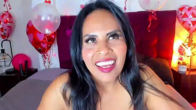 Snapshot of Anthonelaa__ chatting on 02.13.26 Anthonelaa online show from 02.13.26