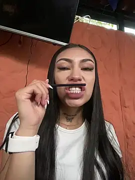 Snapshot of Effy_Bonny chatting on 03.15.25 Effy Bonny online show from 03.15.25