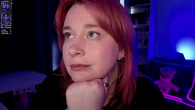 Snapshot of gitera_ chatting on 06.11.26 gitera online show from 06.11.26