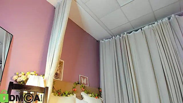 Dearly Emily online show from 11.17.25