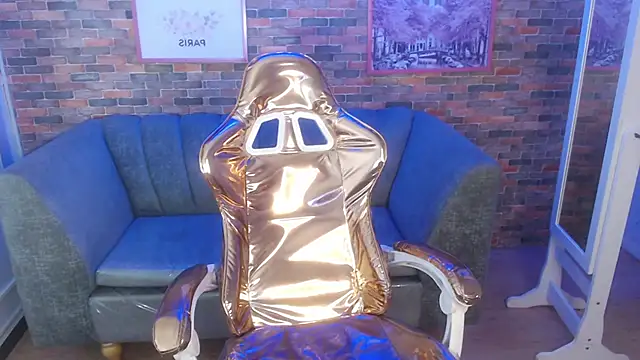 Snapshot of Laurita_b chatting on 01.29.25 Laurita b online show from 01.29.25