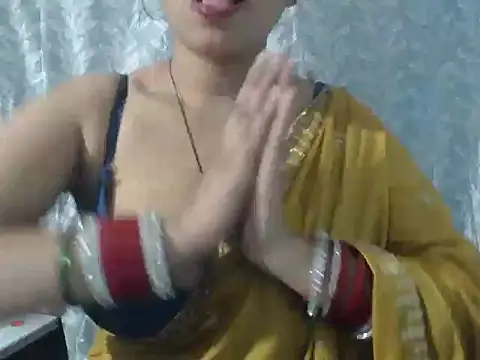 cute-priy online show from 01.08.25