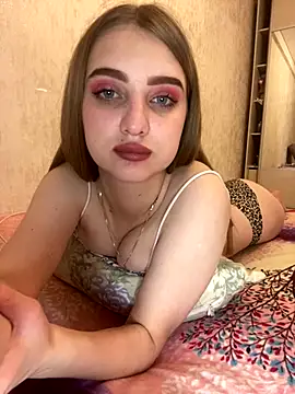 MollyDolle online show from 09.18.25