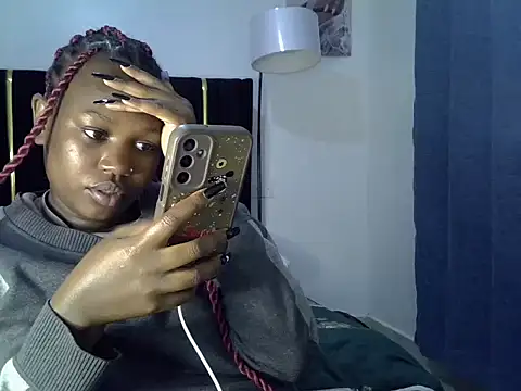 Snapshot of Sexiebony12 chatting on 07.06.26 Sexiebony12 online show from 07.06.26