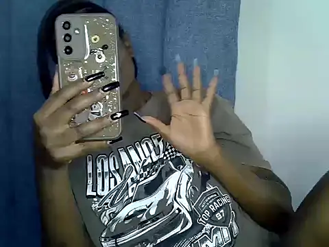 Snapshot of Sexiebony12 chatting on 07.31.26 Sexiebony12 online show from 07.31.26