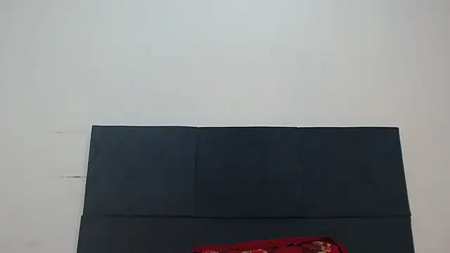 Snapshot of CANDY-X-LOVE-xx chatting on 12.21.24 CANDY-X-LOVE-xx online show from 12.21.24