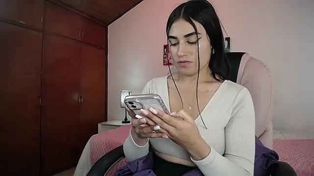 Snapshot of Alheli_16 chatting on 03.19.25 Alheli 16 online show from 03.19.25