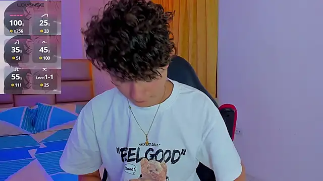 Nathan Bluee online show from 01.04.25