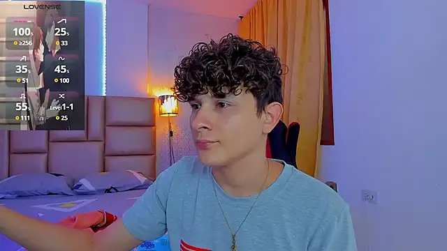 Nathan Bluee online show from 02.04.25