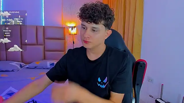 Nathan Bluee online show from 02.23.25