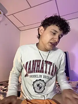 Nathan Bluee online show from 10.31.25