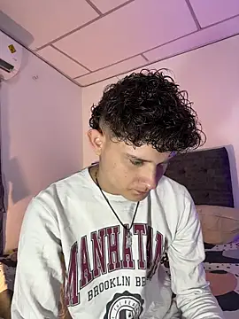 Nathan Bluee online show from 11.16.25