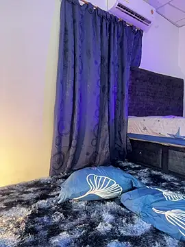 Nathan Bluee online show from 11.28.25