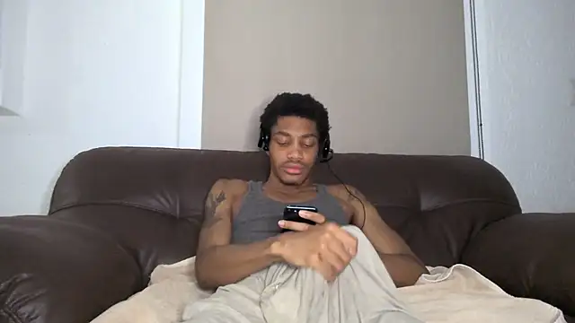 Snapshot of Skinnyblackman chatting on 07.25.26 Skinnyblackman online show from 07.25.26