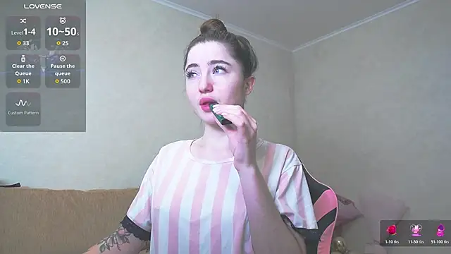 Luxuryalma online show from 02.25.26