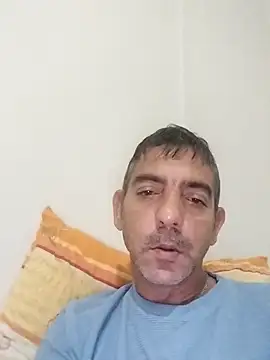 Snapshot of Egemen2245 chatting on 11.16.25 Egemen2245 online show from 11.16.25