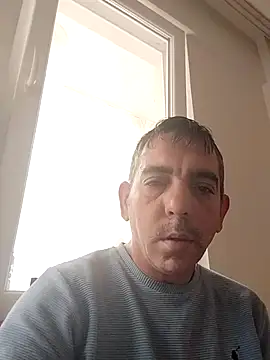 Snapshot of Egemen2245 chatting on 11.18.25 Egemen2245 online show from 11.18.25