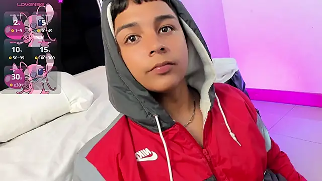 Snapshot of Seductivo_jr chatting on 01.12.25 Seductivo jr online show from 01.12.25