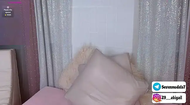 Snapshot of Abigail_29 chatting on 03.18.25 Abigail 29 online show from 03.18.25