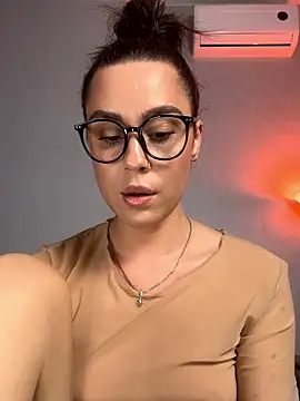 MiaNell online show from 01.15.26