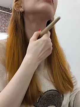 Snapshot of MayaSolar chatting on 01.17.26 MayaSolar online show from 01.17.26