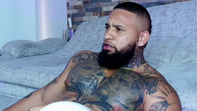 Snapshot of zaiin_diesel chatting on 09.27.25 zaiin diesel online show from 09.27.25