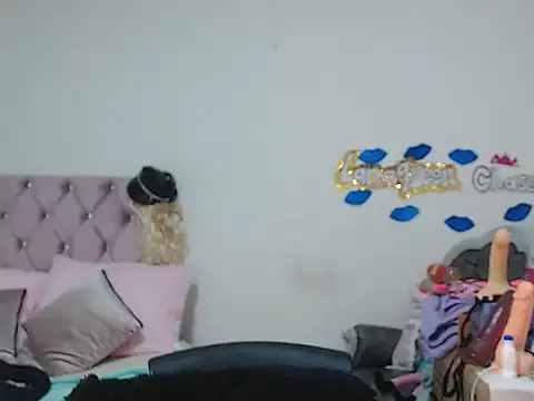 Snapshot of lanaqueen699 chatting on 02.03.25 lanaqueen699 online show from 02.03.25