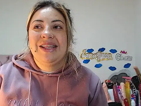 Snapshot of lanaqueen699 chatting on 02.10.25 lanaqueen699 online show from 02.10.25