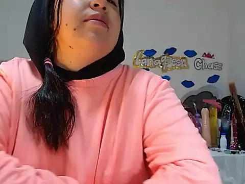 Snapshot of lanaqueen699 chatting on 02.12.25 lanaqueen699 online show from 02.12.25